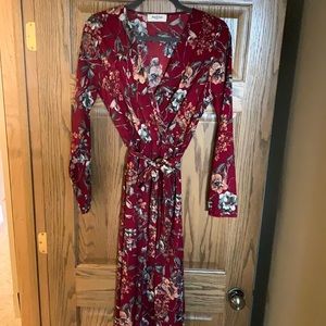 High low floral dress w/ long sleeves